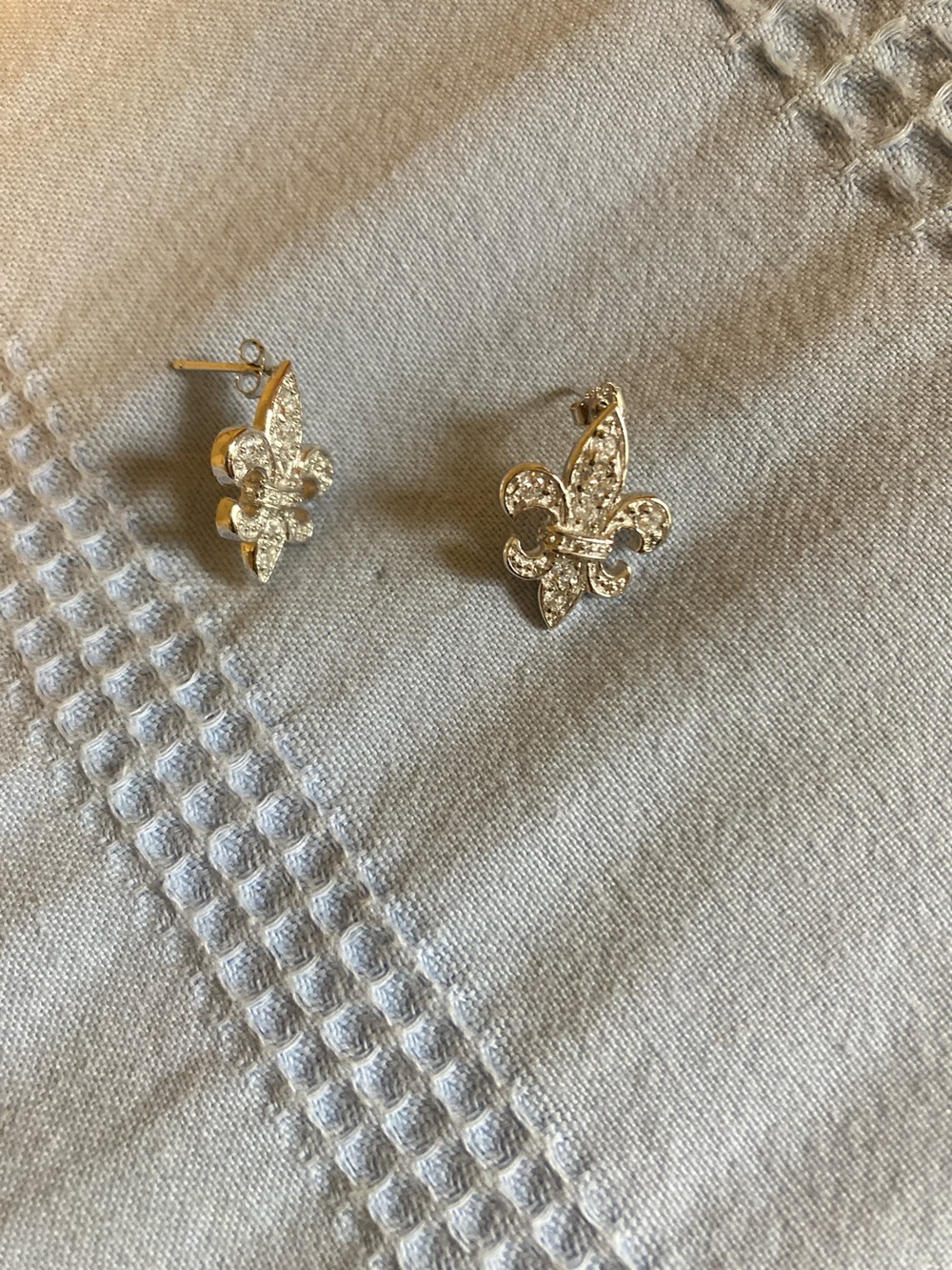 Flor French earrings crystal stones